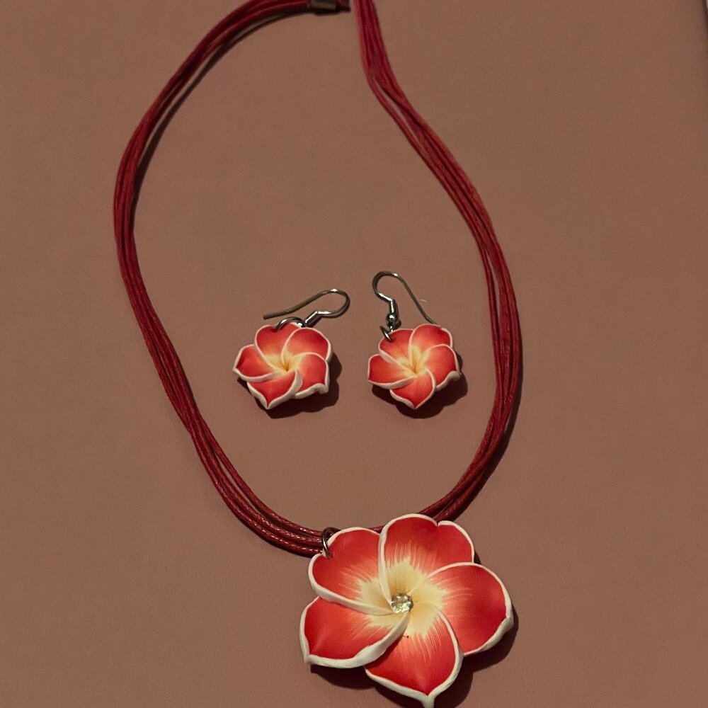 Flower Necklace and Earrings, NWOT.